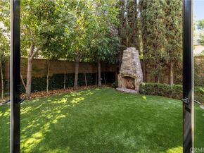 8 Upland, Irvine CA 92602