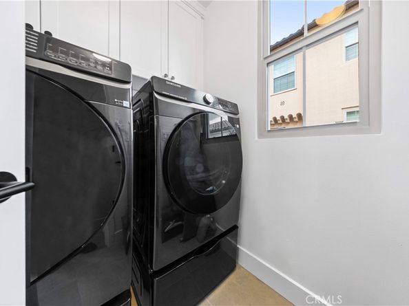 89 Kestrel, Irvine CA 92618