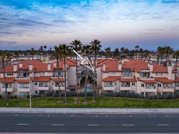1400 Pacific Coast 305, Huntington Beach CA 92648