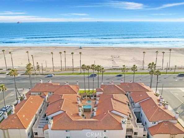 1400 Pacific Coast 305, Huntington Beach CA 92648
