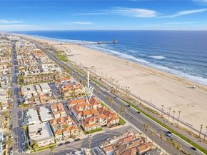 1400 Pacific Coast 305, Huntington Beach CA 92648