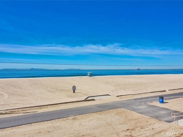 1400 Pacific Coast 305, Huntington Beach CA 92648