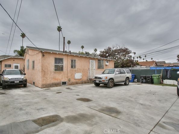 823 W 81st Street, Los Angeles CA 90044