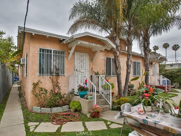 823 W 81st Street, Los Angeles CA 90044