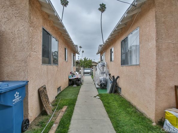 823 W 81st Street, Los Angeles CA 90044