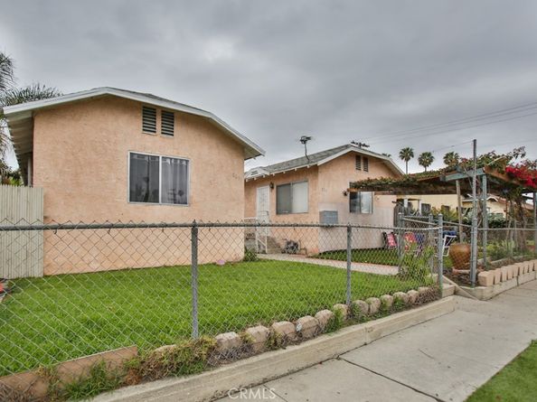 823 W 81st Street, Los Angeles CA 90044