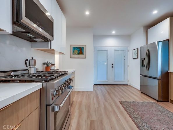 4016 6th Avenue, Leimert Park CA 90008