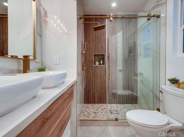 4016 6th Avenue, Leimert Park CA 90008