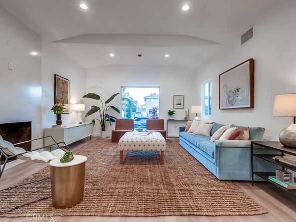 4016 6th Avenue, Leimert Park CA 90008