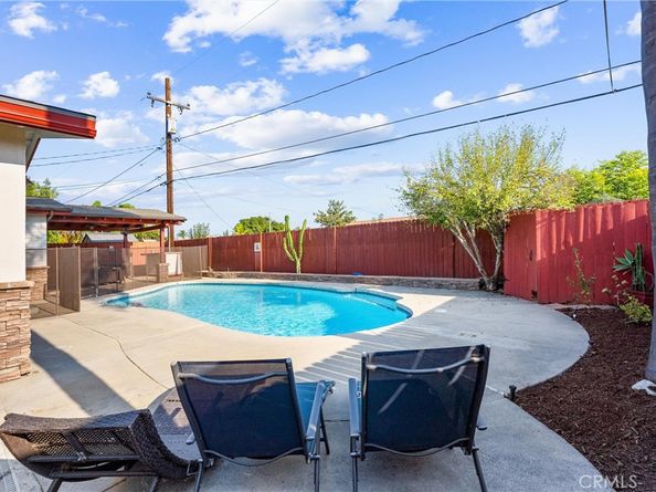 1944 W Lullaby Lane, Anaheim CA 92804