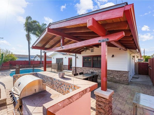 1944 W Lullaby Lane, Anaheim CA 92804