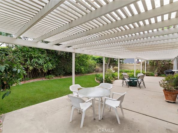 9412 Hingham, Huntington Beach CA 92646