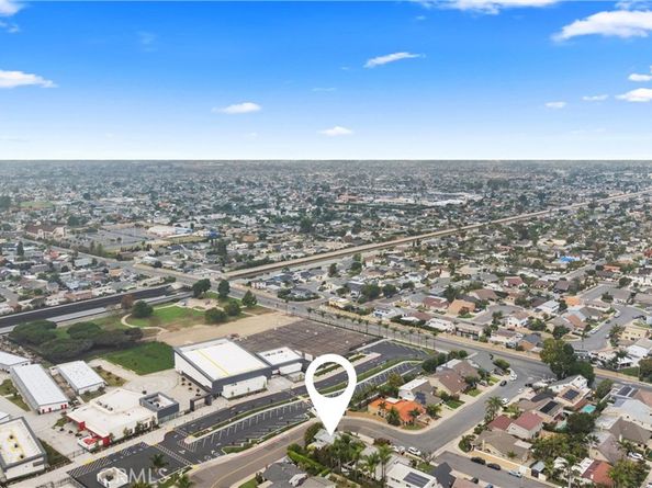 9412 Hingham, Huntington Beach CA 92646