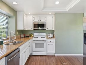 15748 Via Calanova, San Diego CA 92128