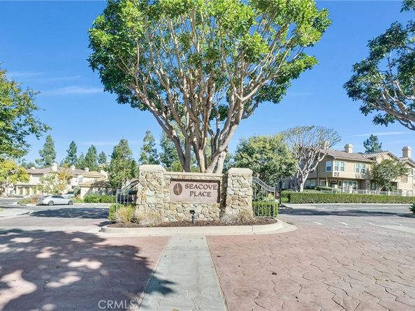 65 Waxwing, Aliso Viejo CA 92656