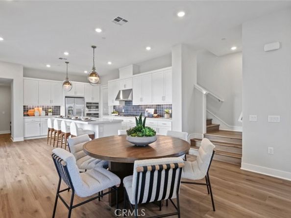 194 Billings, Irvine CA 92618