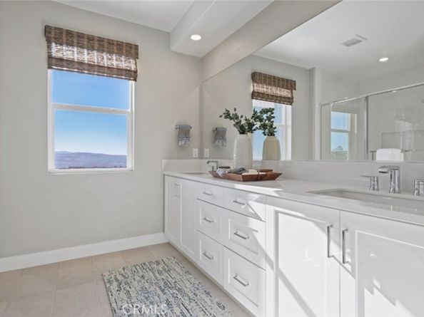 194 Billings, Irvine CA 92618