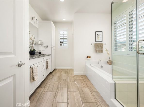 546 Escenico, Lake Forest CA 92630