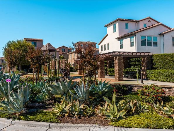 546 Escenico, Lake Forest CA 92630