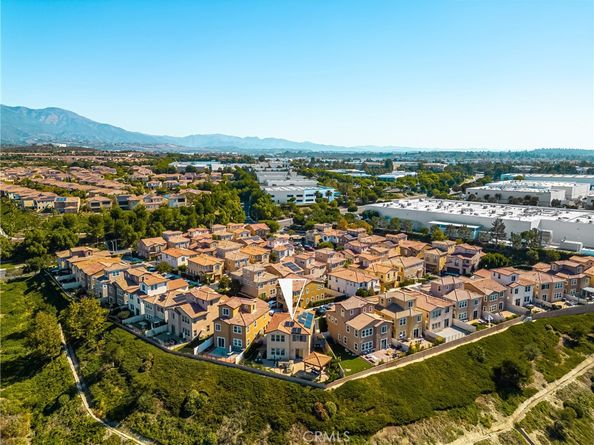 546 Escenico, Lake Forest CA 92630