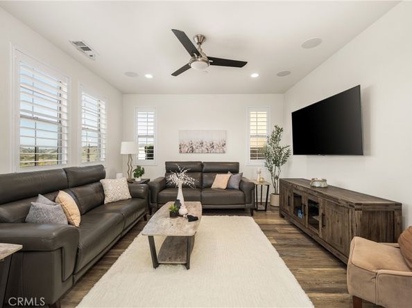 546 Escenico, Lake Forest CA 92630