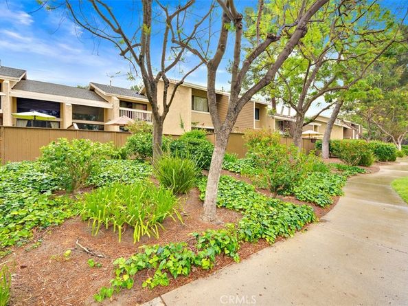 37 Lakepines, Irvine CA 92620