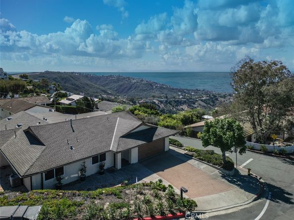 2615 Temple Hills, Laguna Beach CA 92651
