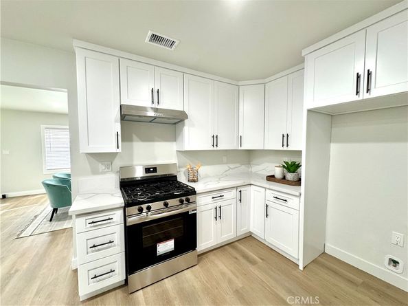 905 Patrick, Pomona CA 91767