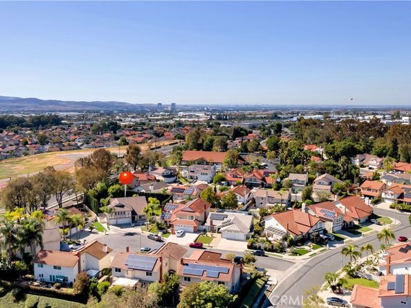 21301 Calle Recreo, Lake Forest CA 92630