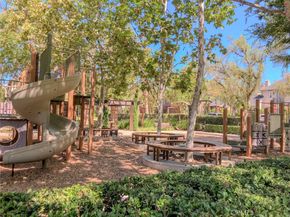 62 Gentry, Irvine CA 92620