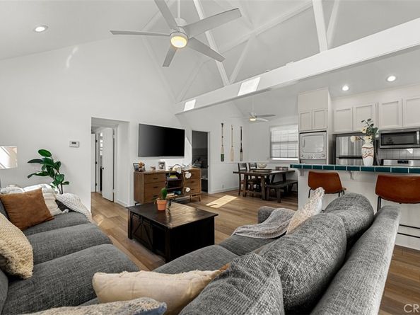 211 Pearl, Newport Beach CA 92662