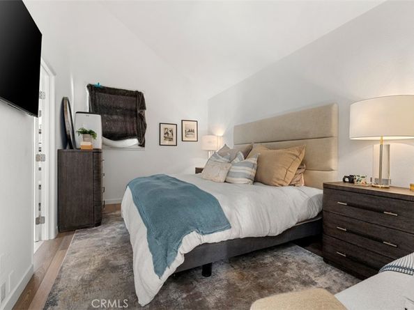 211 Pearl, Newport Beach CA 92662