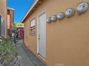 1405 S Broadway, Santa Ana CA 92707