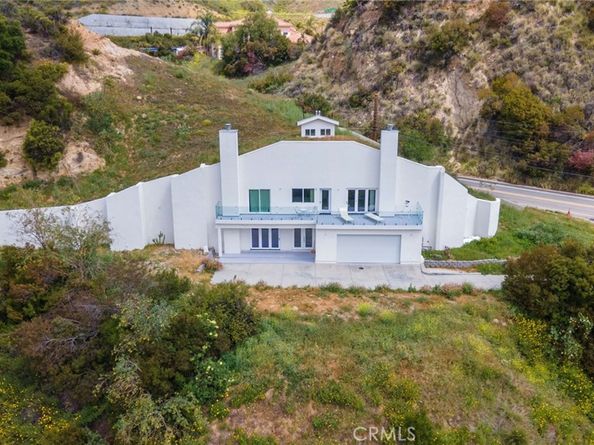 2411 N Topanga Canyon Boulevard, Topanga CA 90290