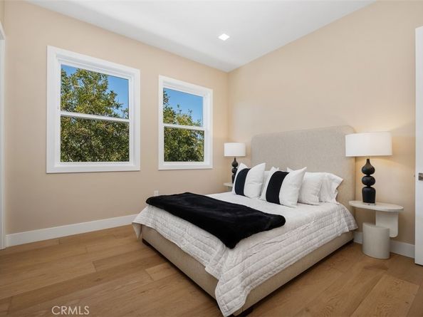 64 Mann Street, Irvine CA 92612
