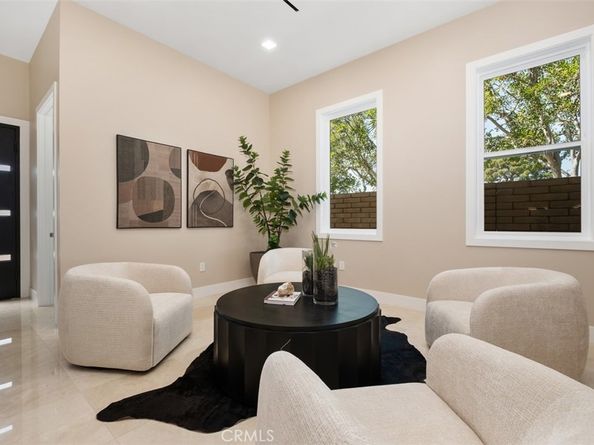 64 Mann Street, Irvine CA 92612