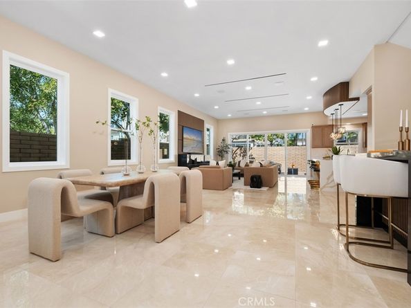 64 Mann Street, Irvine CA 92612