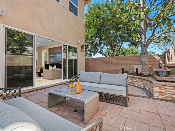 64 Mann Street, Irvine CA 92612