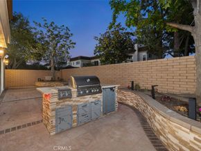 64 Mann Street, Irvine CA 92612
