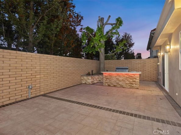64 Mann Street, Irvine CA 92612