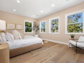 64 Mann Street, Irvine CA 92612