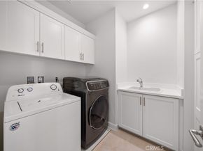 112 Turning Post, Irvine CA 92620