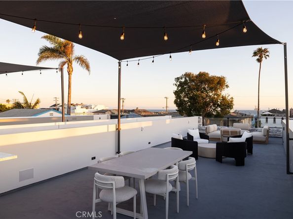 1313 Ocean Avenue, Seal Beach CA 90740