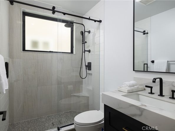 1313 Ocean Avenue, Seal Beach CA 90740