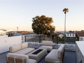 1313 Ocean Avenue, Seal Beach CA 90740