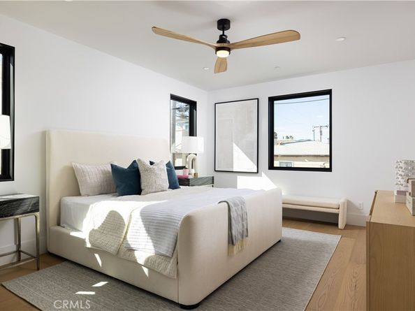 1313 Ocean Avenue, Seal Beach CA 90740