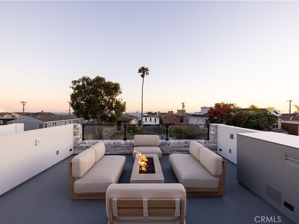 1313 Ocean Avenue, Seal Beach CA 90740