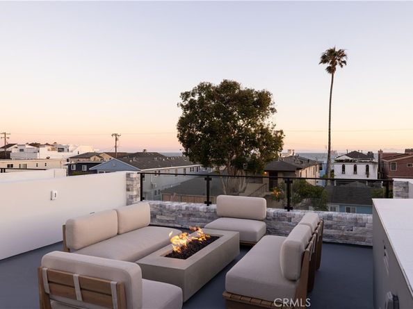 1313 Ocean Avenue, Seal Beach CA 90740
