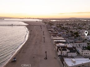 1313 Ocean Avenue, Seal Beach CA 90740