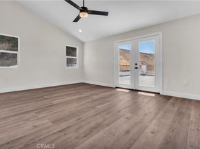 12524 Chanute Street, Pacoima CA 91331